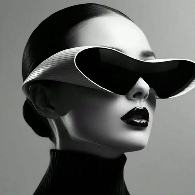Futuristic Oversized One-Piece Cat Eye Sunglasses
