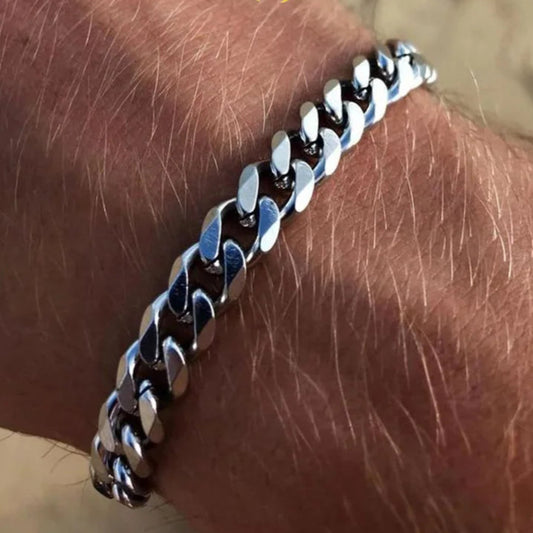 Curb Link Chain Stainless Steel Bracelet in Vintage Silver - 9mm