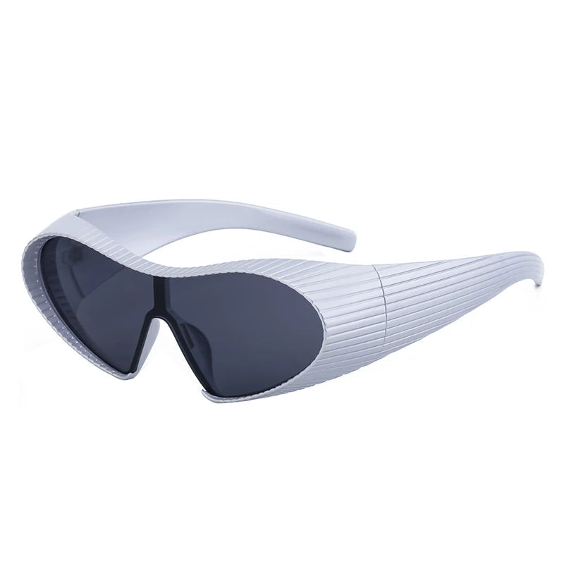 Futuristic Oversized One-Piece Cat Eye Sunglasses