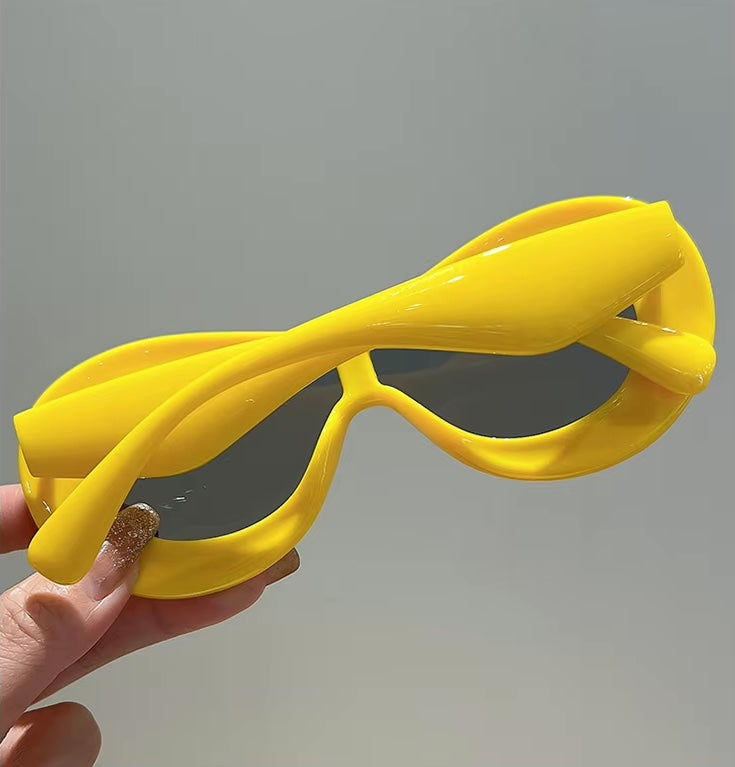 Oversized Retro Goggle Style Sunglasses