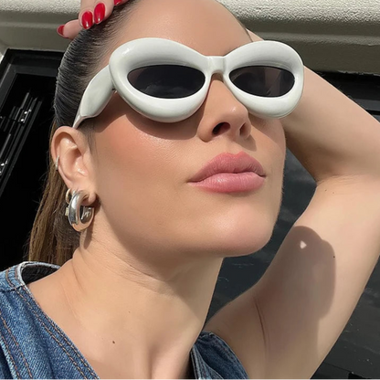 Oversized Lip-Shaped Sunglasses