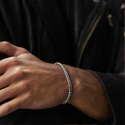 Curb Link Chain Stainless Steel Bracelet in Silver - 5mm