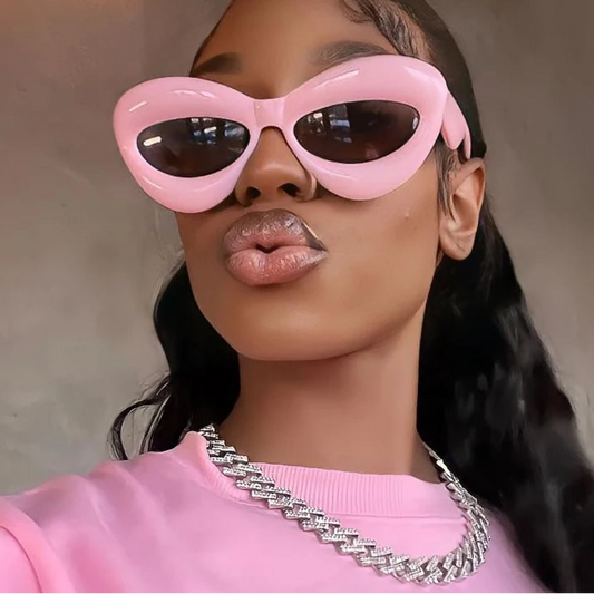 Oversized Lip-Shaped Sunglasses