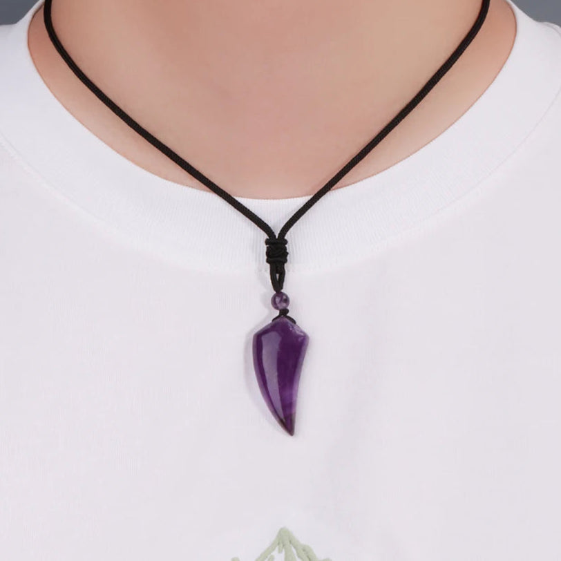 Natural Stone Cut Wolf Tooth Shape Pendant Necklace